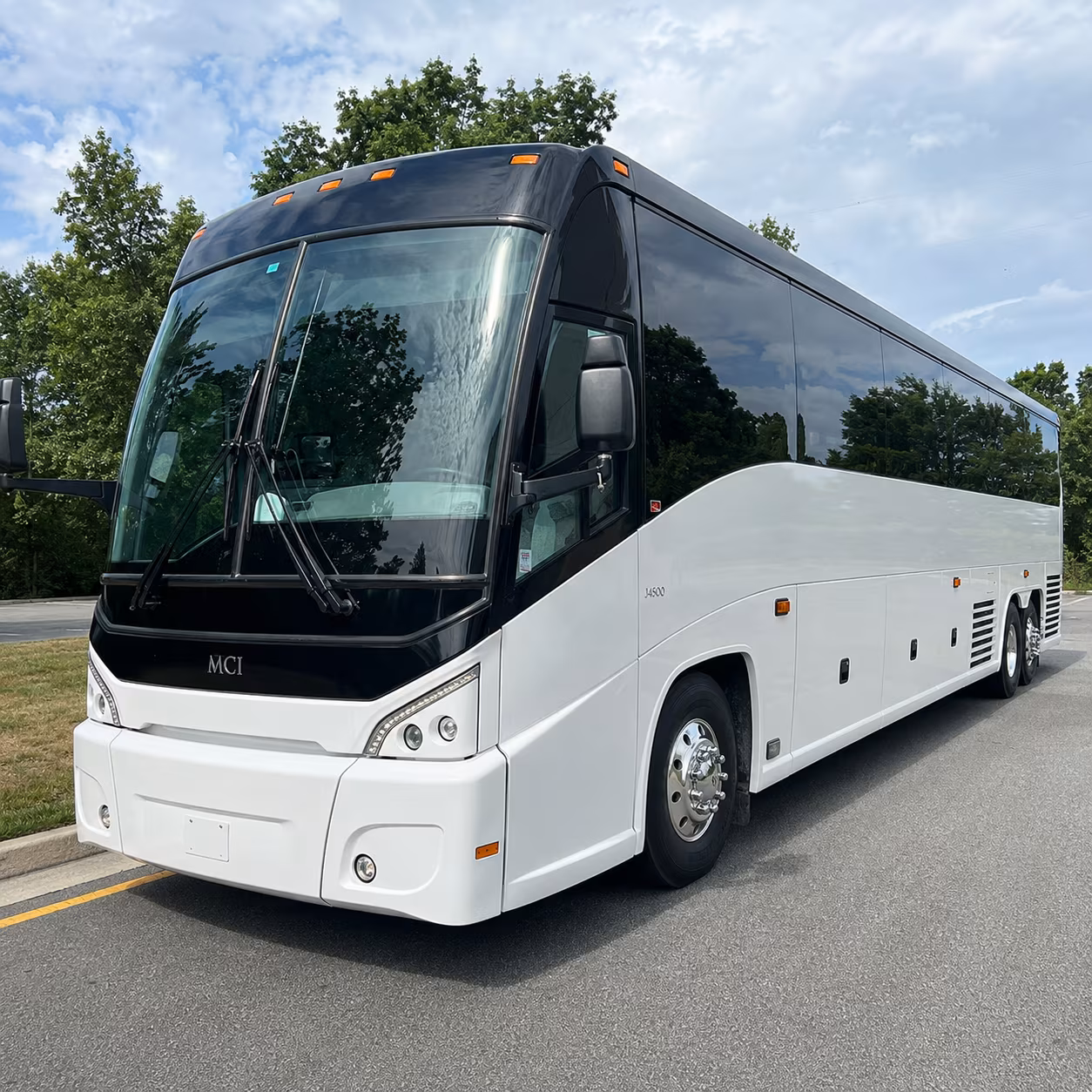 airport transfers to gerald r ford international airport from wyoming