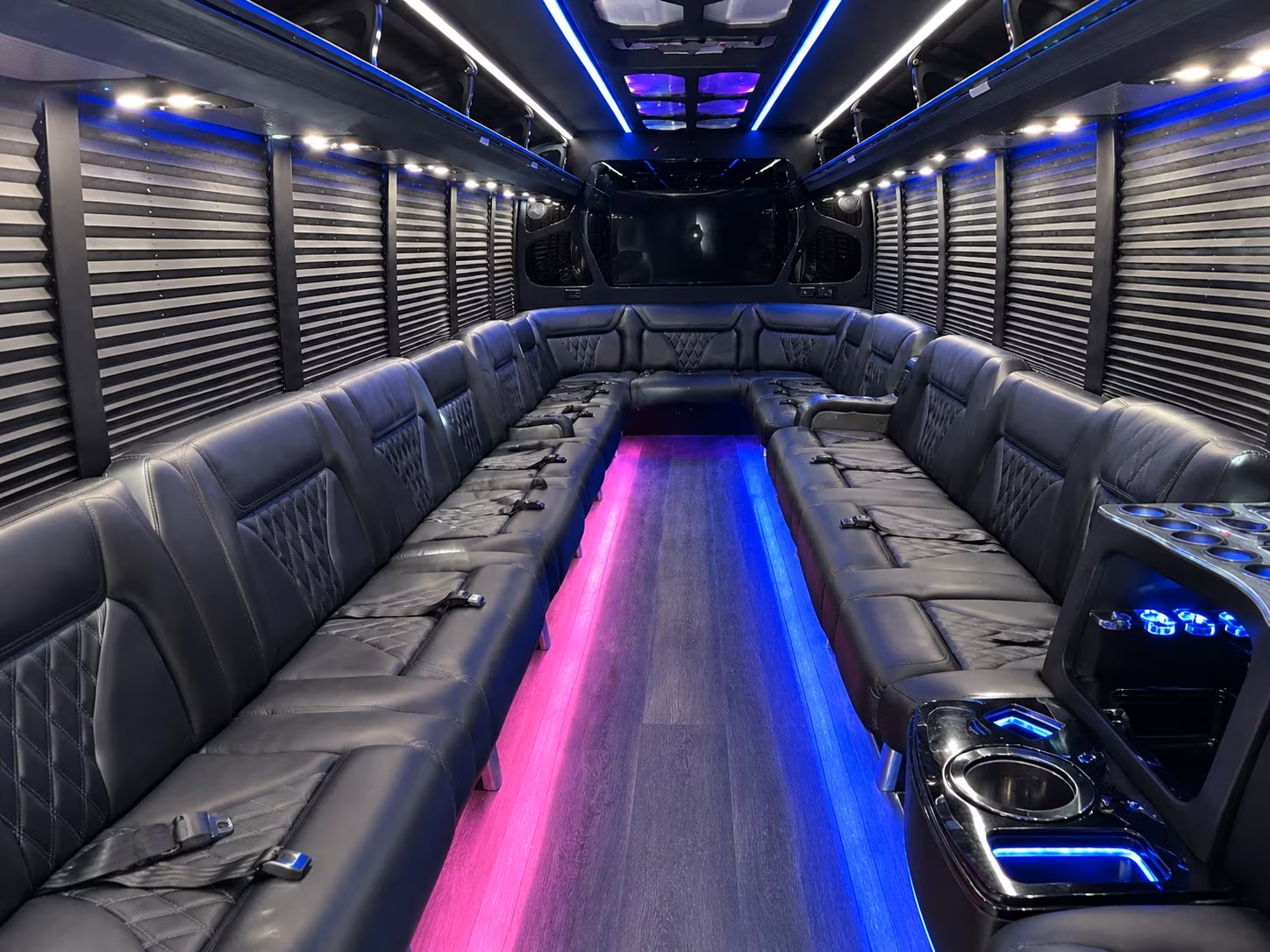 bachelorette wine tour party buses from wyoming michigan