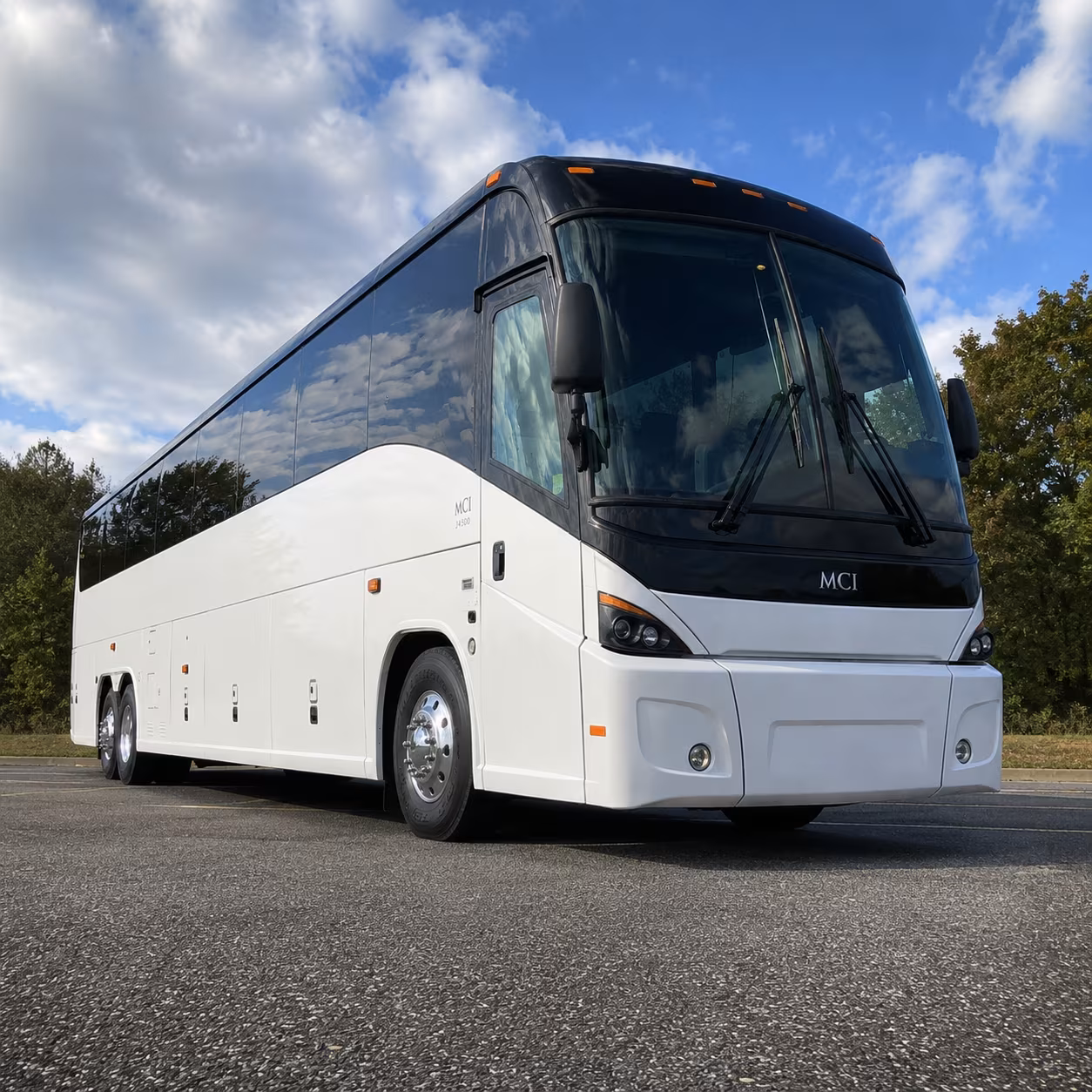 charter buses to detroit ann arbor and east lansing for michigan sports and events