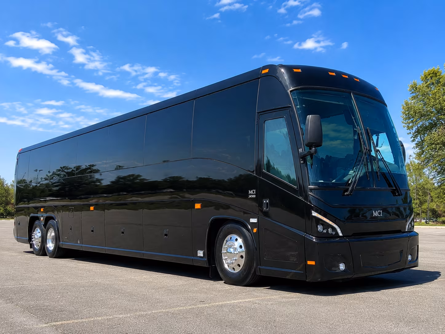 grand rapids hotel shuttle service for your wedding guests