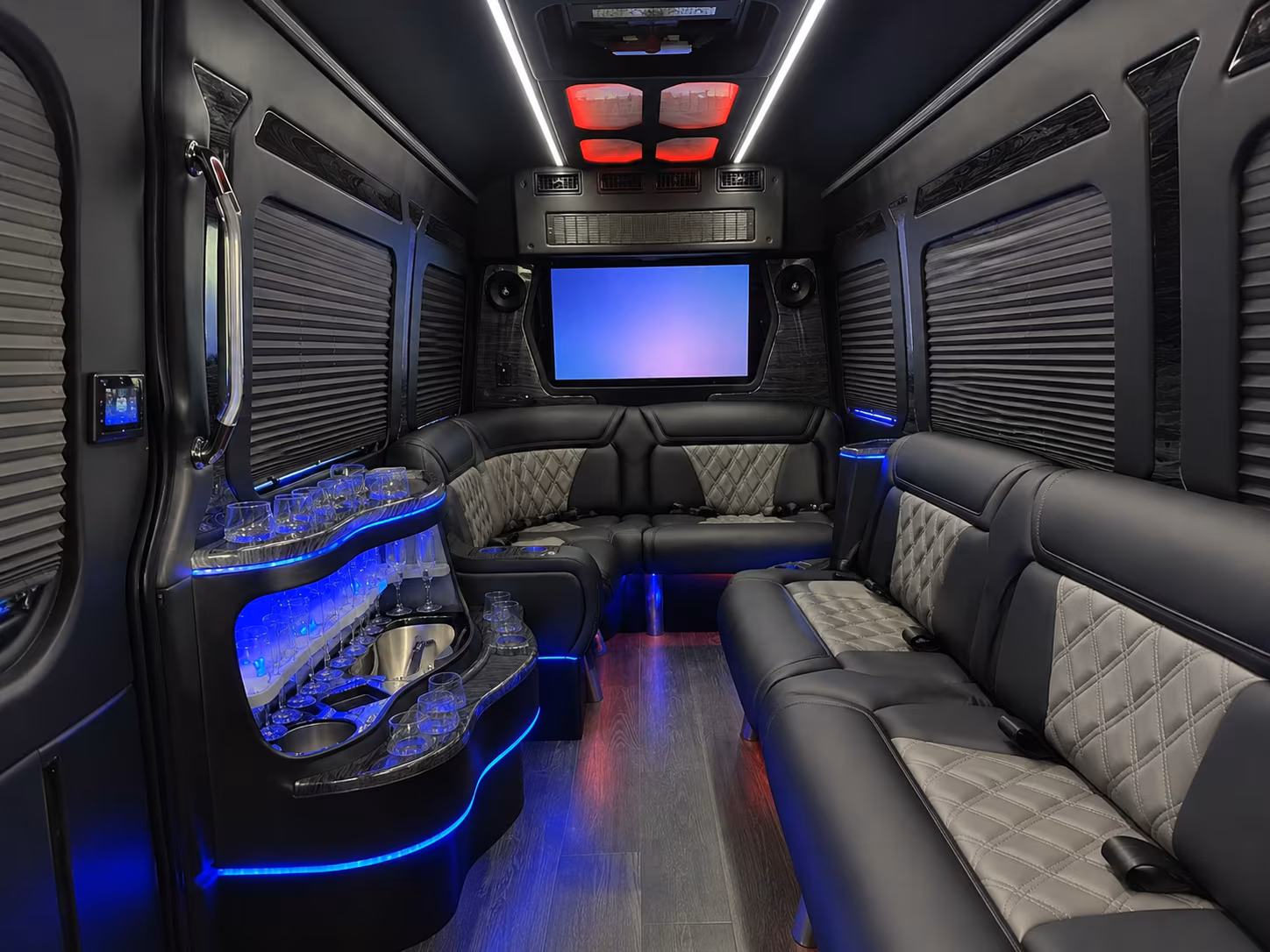 long distance concert buses to pine knob and little caesars arena