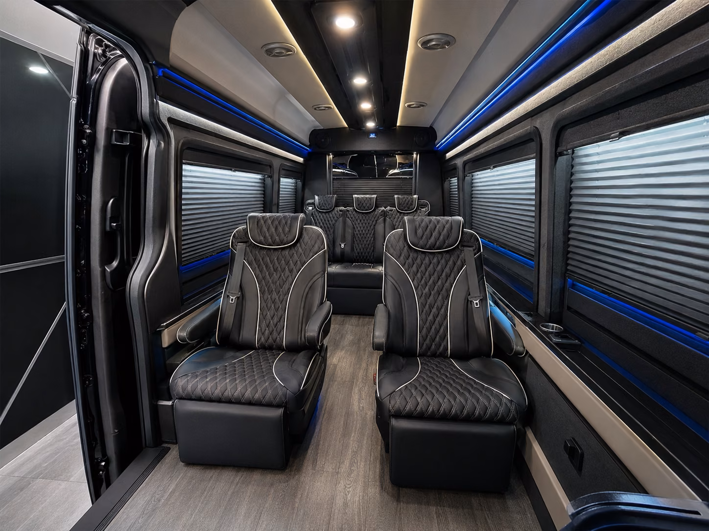 no matter the airline or the arrival time wyoming airport transfers are covered
