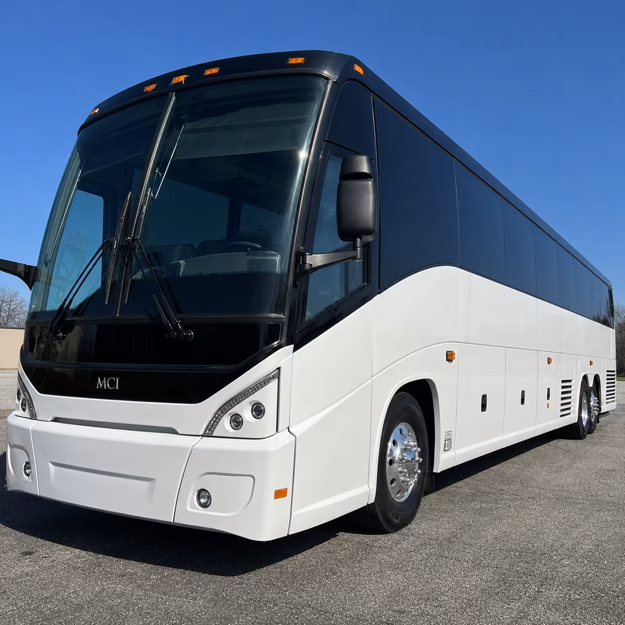 shuttle buses connecting wyoming groups to kalamazoo battle creek international airport azo